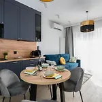 شقة Niedzialkowskiego 25 Stary Browar Center By Renters Prestige بوزنان