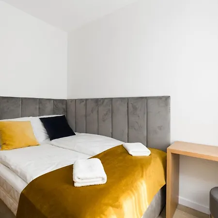 Niedzialkowskiego 25 Stary Browar Center By Renters Prestige Daire Poznan