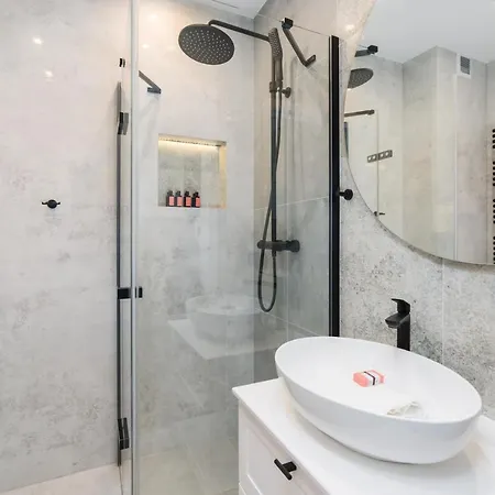 Niedzialkowskiego 25 Stary Browar Center By Renters Prestige Daire Poznan